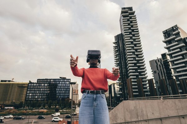 Die besten techwear-outfits für urbanes leben entdecken